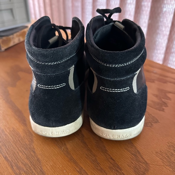 Size 9m cole Haan high top sneakers - Picture 6 of 6